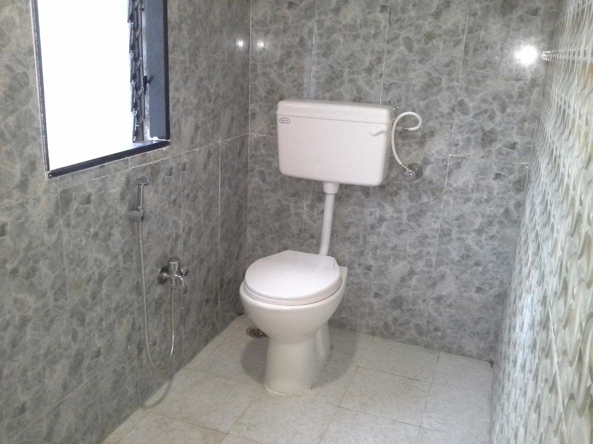 Galaxy Vaibhav Hotel Васаи Екстериор снимка