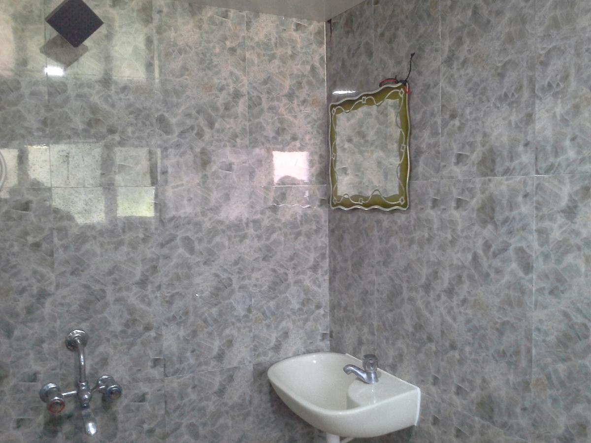 Galaxy Vaibhav Hotel Васаи Екстериор снимка